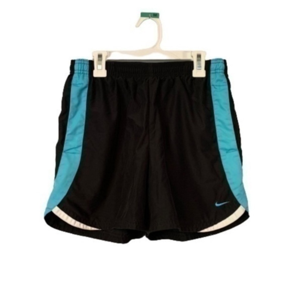 NIKE Women’s Shorts